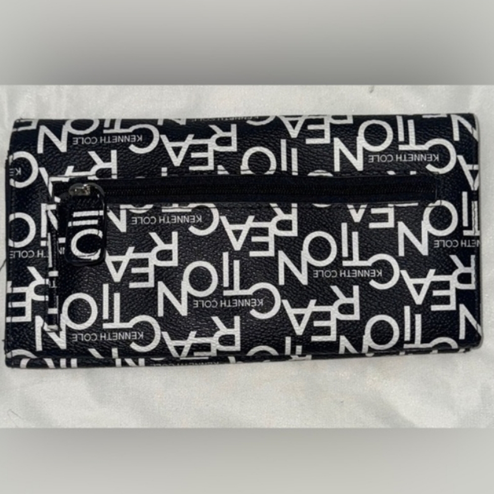 Kenneth Cole Tri-Fold Long Wallet With Logo All Over In Black & White - Picture 7 of 7